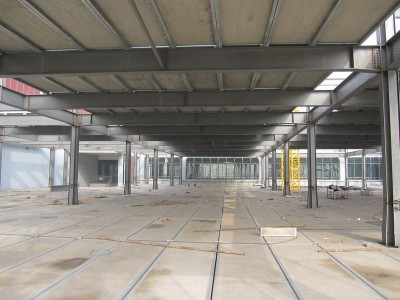 求購(gòu)泄爆屋面板